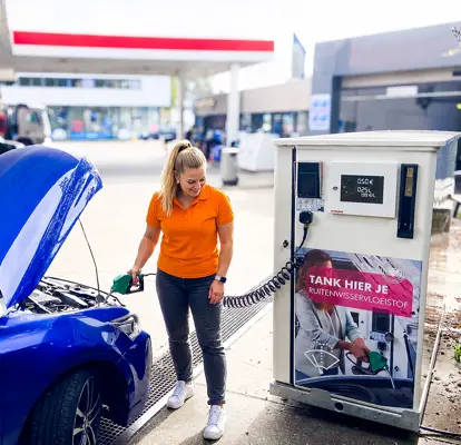Ruitenwisservloeistof tanken